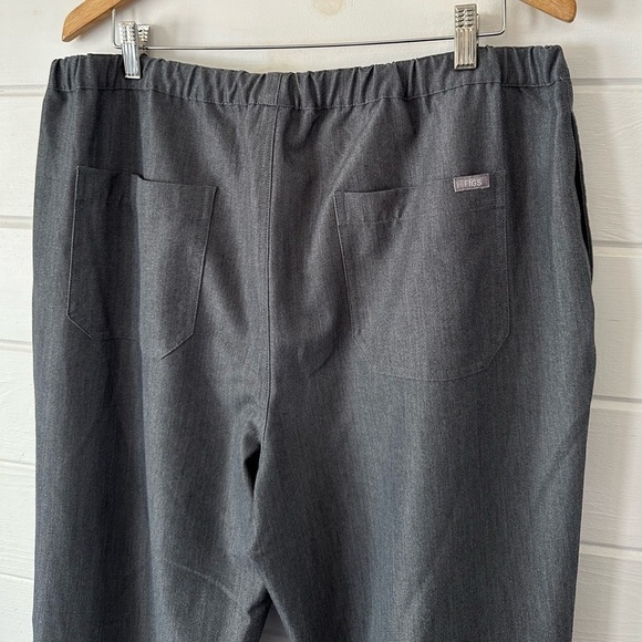 Figs Pisco Basic Scrub Straight Leg Pants in Graphite 4 Pockets Anti-Wrinkle XL - Picture 11 of 12
